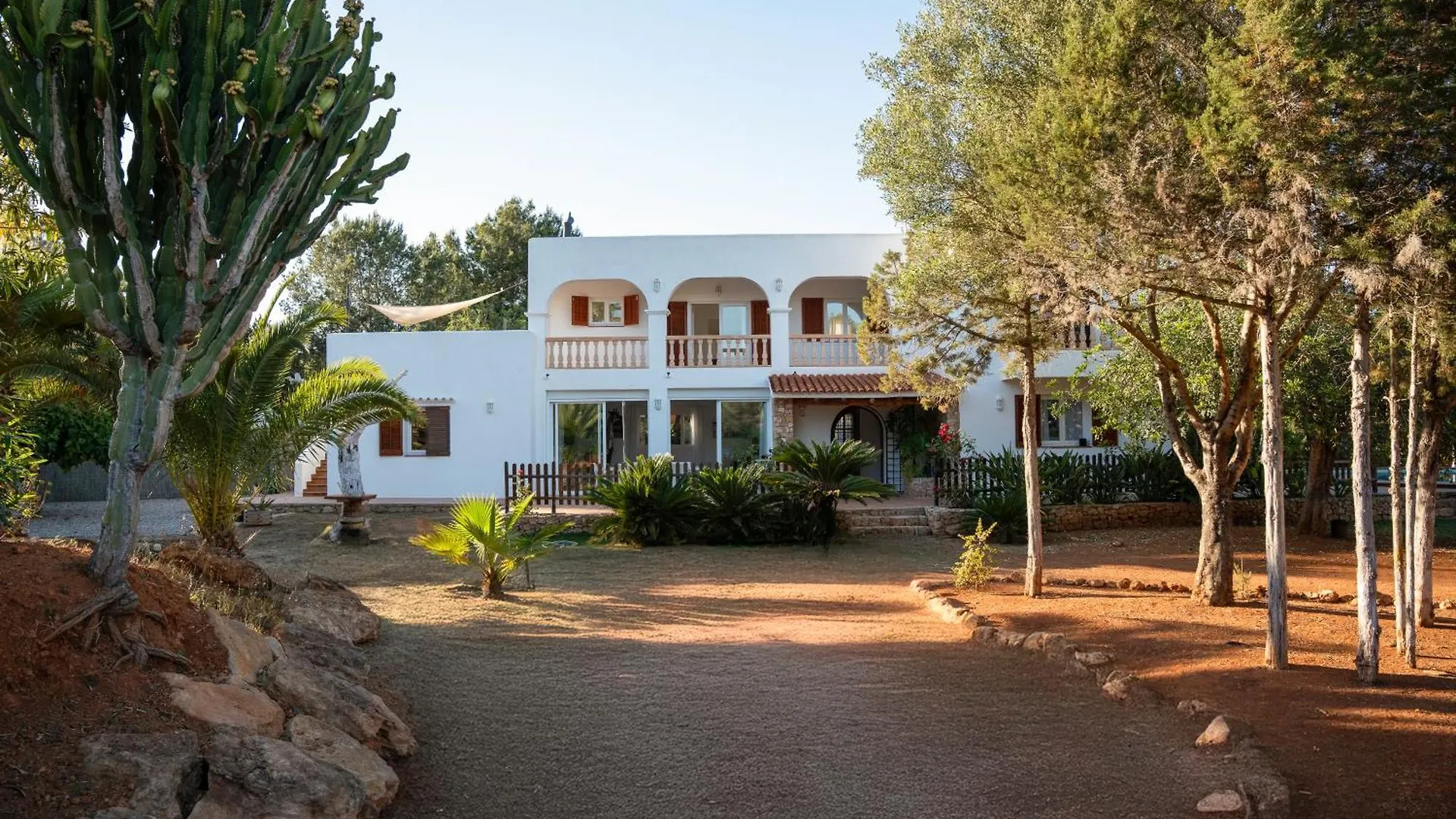 Cala Jondal 
